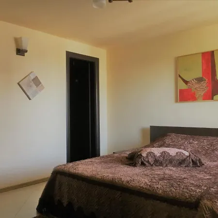 Casa de hóspedes Vila Emy *